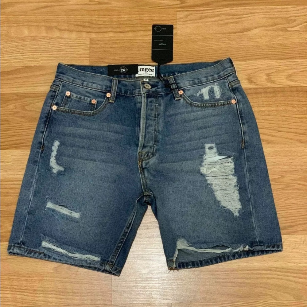 NWT UMGEE  Ladies Distressed Denim Boyfriend Short